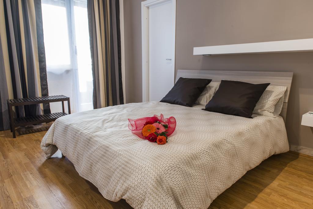 Bed and Breakfast Mirabilia Urbis Roma Экстерьер фото